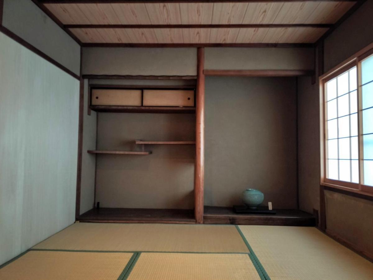 Retro Villa Fooga 昭和町屋貸切 風雅 Kinugasa Exteriér fotografie